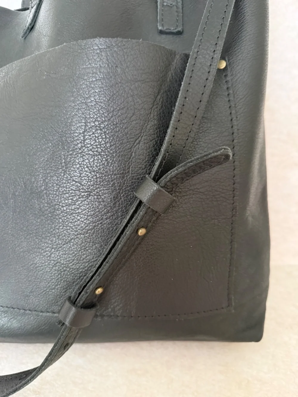 Portland Leather Goods PLG OG Full Size Crossbody Tote FSCB in Pebbled Black EUC